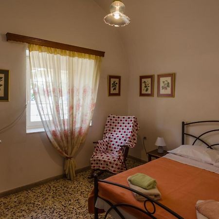 הוילה לאונידיון Irini And Petros House מראה חיצוני תמונה